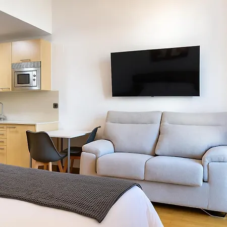 Puerta Del Sol - Centro * Виго